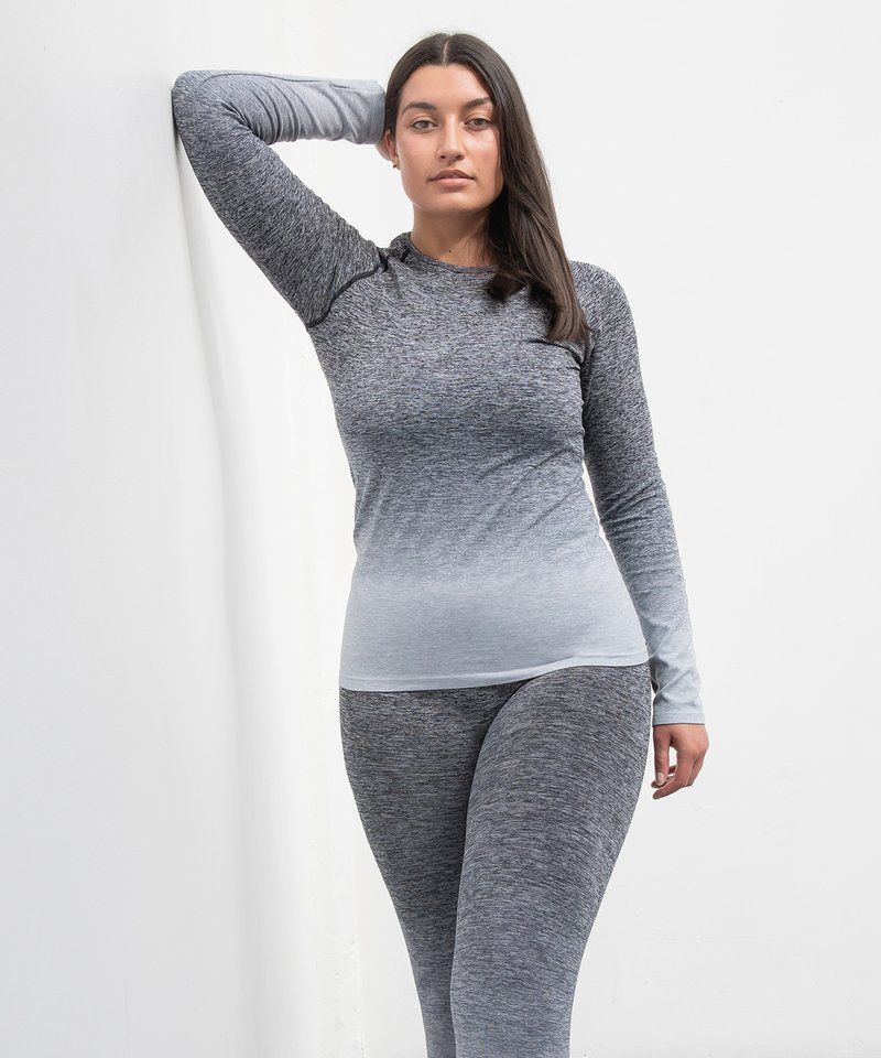 Women's seamless fade out long sleeve top