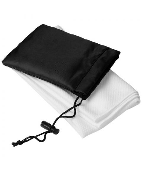 Peter cooling towel in mesh pouch