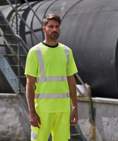 High visibility t-shirt