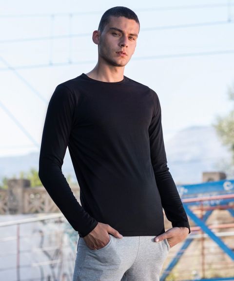 Feel good long sleeved stretch t-shirt