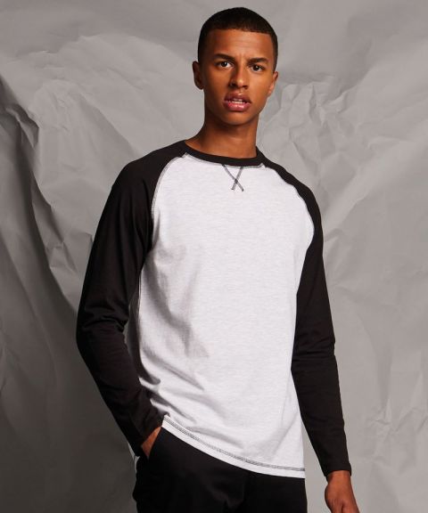 Long-sleeved baseball T